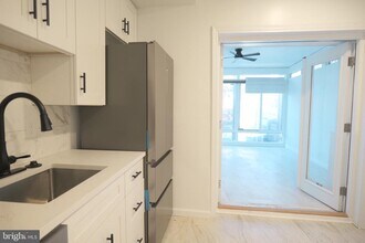 75 P St NW in Washington, DC - Building Photo - Building Photo