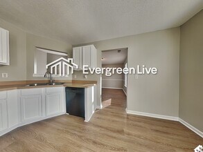 5279 High Tide Ct in College Park, GA - Building Photo - Building Photo