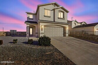 3328 David Palacio Dr in El Paso, TX - Building Photo - Building Photo