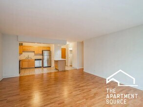 211 E Ohio St, Unit 1909 in Chicago, IL - Foto de edificio - Building Photo