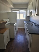 5707-5118 118 Ave NW in Edmonton, AB - Building Photo - Building Photo