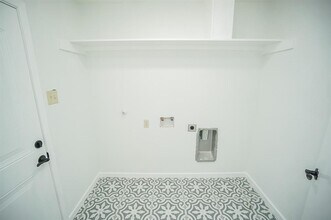 1941 Heights Dr in Katy, TX - Building Photo - Building Photo