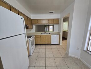 2192 SW 80th Terrace in Miramar, FL - Building Photo - Building Photo