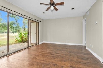 12900 Walden Rd in Montgomery, TX - Building Photo - Building Photo