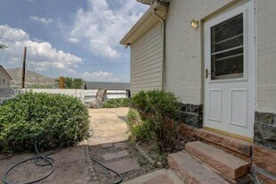 920 14th St in Golden, CO - Building Photo