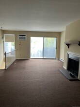1 Beaver Brook Rd in Danbury, CT - Building Photo - Building Photo