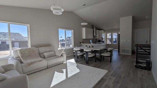 8260 Nat Love Dr in Colorado Springs, CO - Building Photo - Building Photo