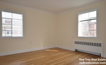 75 Saint Paul St, Unit 6 in Brookline, MA - Building Photo - Building Photo