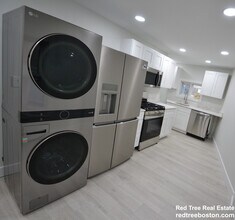 15 Avalon St in Revere, MA - Building Photo - Building Photo
