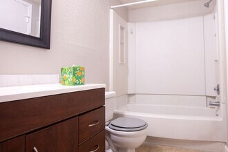 6392 Peacock Hills Dr in Houston, TX - Building Photo - Building Photo