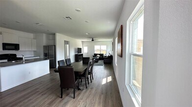 219 Canley Lp in Hutto, TX - Building Photo - Building Photo