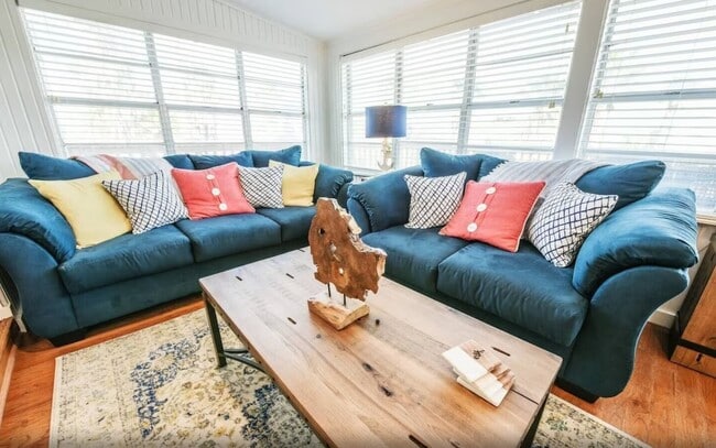 property at 610 Fort Velasco Dr