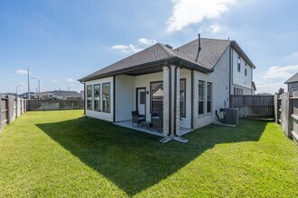 13210 Wood Leaf Pk in Tomball, TX - Building Photo - Building Photo