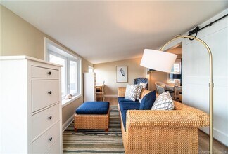 99 Great Harbor Rd in Guilford, CT - Building Photo - Building Photo