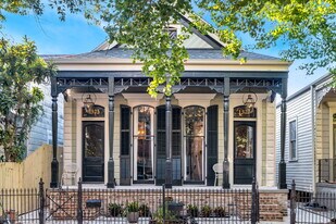 1323 Constance St in New Orleans, LA - Building Photo