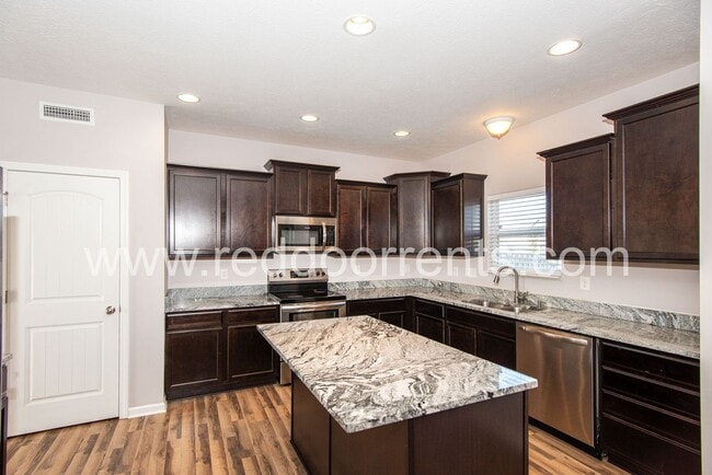 806 Kelly Pass in Greenwood, IN - Building Photo - Building Photo