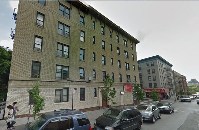 315 E 166th St in Bronx, NY - Foto de edificio - Building Photo