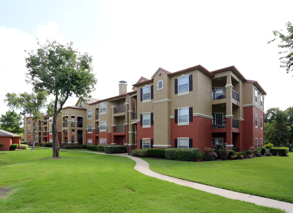 Cortland at Twin Creeks in Allen, TX - Building Photo