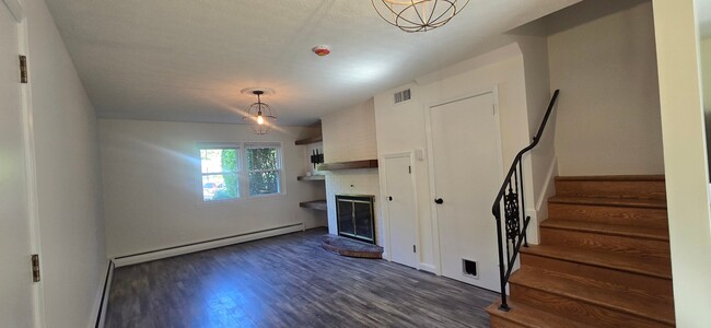 124 Marine Terrace in Silver Spring, MD - Building Photo - Building Photo