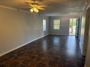 1304 Cometa St in Austin, TX - Building Photo - Building Photo