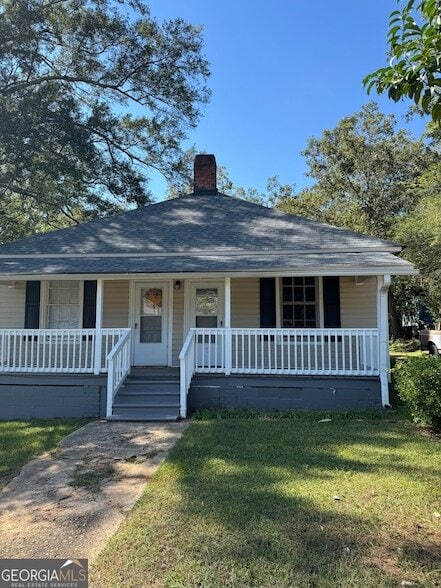 property at 702 Jefferson St