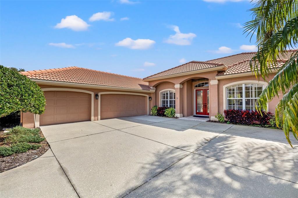 8445 Lone Eagle Way in Sarasota, FL - Building Photo