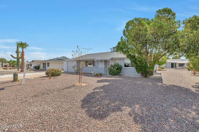 11029 W Cherry Hills Drive West in Sun City, AZ - Building Photo - Building Photo