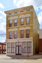 1901 Freeman Ave in Cincinnati, OH - Foto de edificio - Building Photo