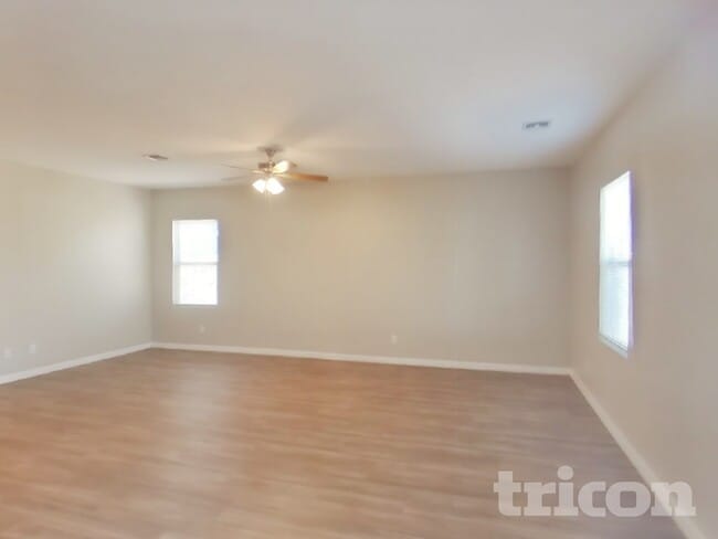 37308 W Cannataro Ln in Maricopa, AZ - Foto de edificio - Building Photo