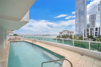 500 NE 29th St, Unit 905 in Miami, FL - Building Photo - Building Photo