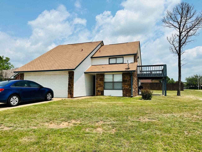 4834 SE Brown St in Lawton, OK - Building Photo - Building Photo