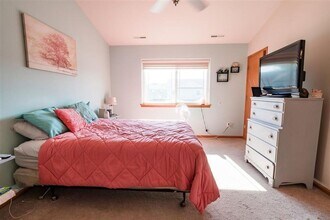 3417 Destin Dr in Waterloo, IA - Building Photo - Building Photo