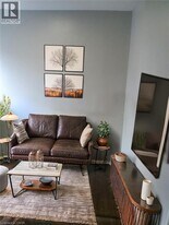 70 Victoria Ave S in Hamilton, ON - Building Photo