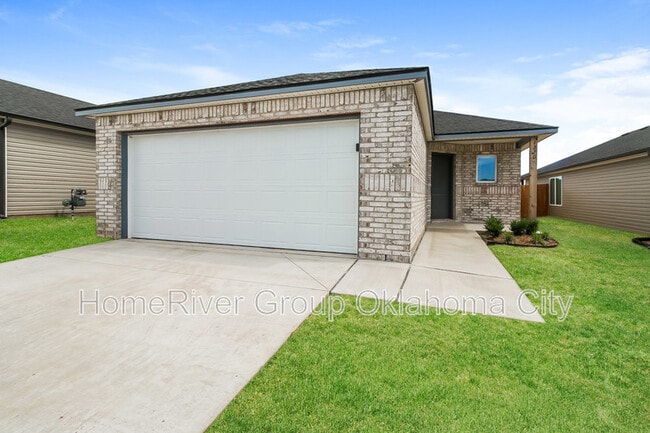 1220 S Brk Dr in Purcell, OK - Building Photo - Building Photo