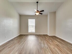 708 Lee St in Mesquite, TX - Building Photo - Building Photo