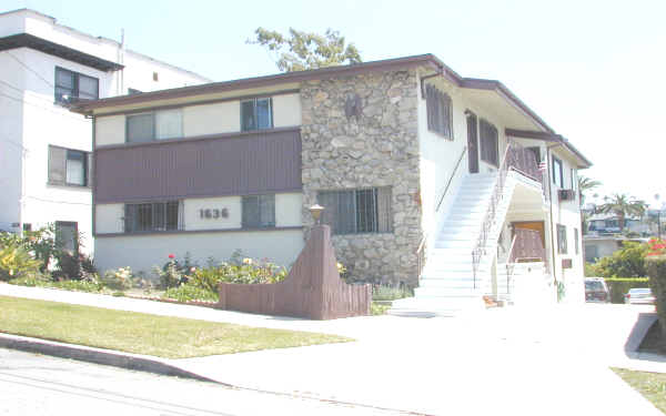 1636 Edgecliffe Dr in Los Angeles, CA - Building Photo - Building Photo