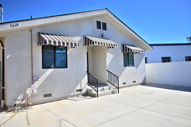 7614 Arcola Ave in Sun Valley, CA - Building Photo - Building Photo