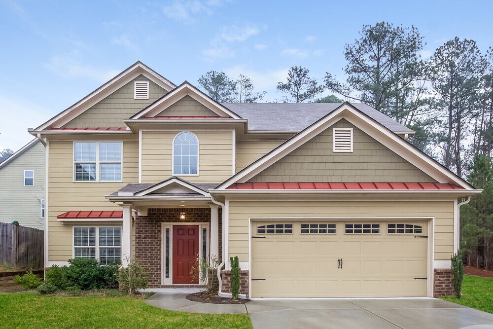 261 Chandler Bluff Ct SE in Grayson, GA - Foto de edificio