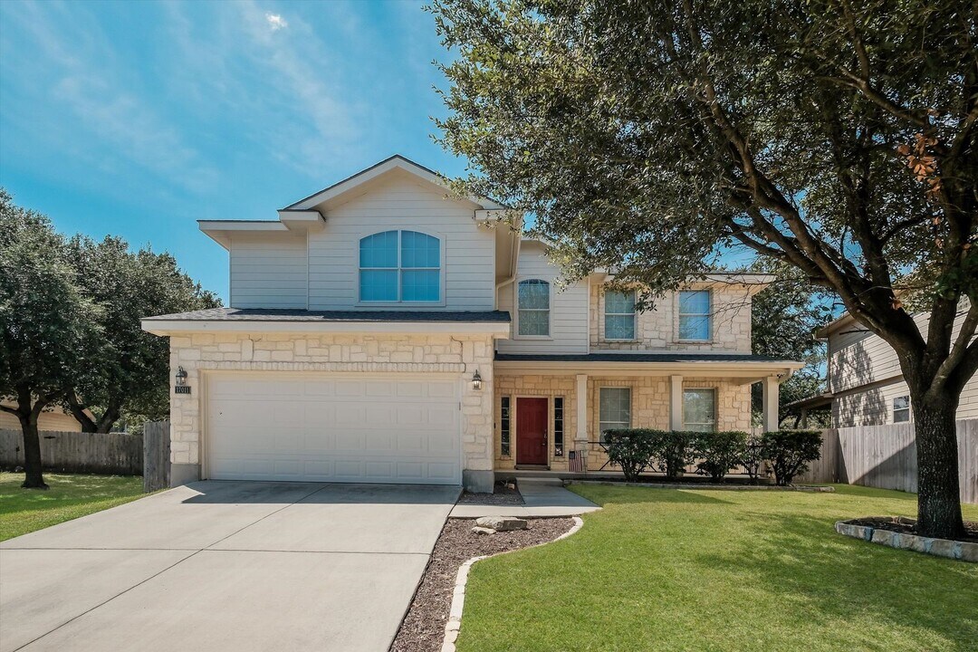 17011 Ellington Way in San Antonio, TX - Building Photo