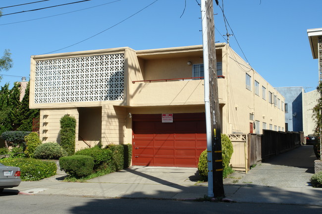 1811 Addison St in Berkeley, CA - Building Photo - Building Photo