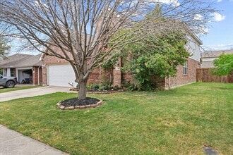 1223 Mallard Creek Dr in Aubrey, TX - Building Photo - Building Photo