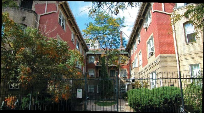 El Tovar in Denver, CO - Foto de edificio - Building Photo