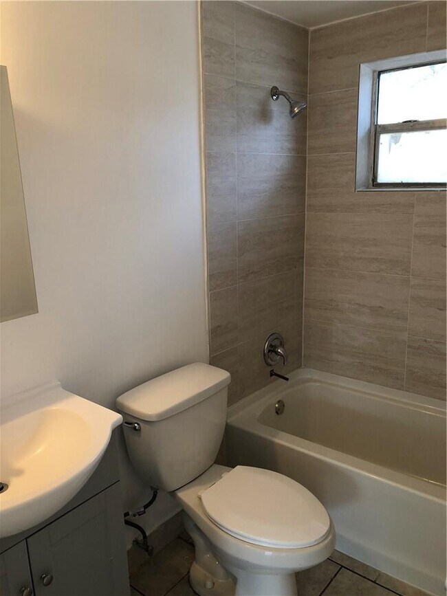 1125 NE 5th Ave in Fort Lauderdale, FL - Building Photo - Building Photo