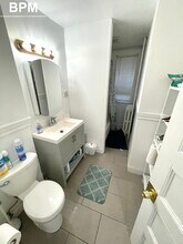 25 Forest Hills St, Unit 1 in Boston, MA - Building Photo - Building Photo