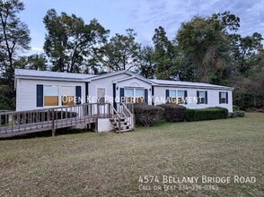 4574 Bellamy Bridge Rd in Marianna, FL - Building Photo - Building Photo