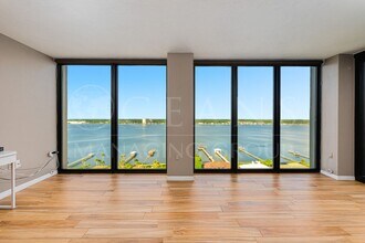 1 Oceans West Blvd in Daytona Beach Shores, FL - Building Photo - Building Photo