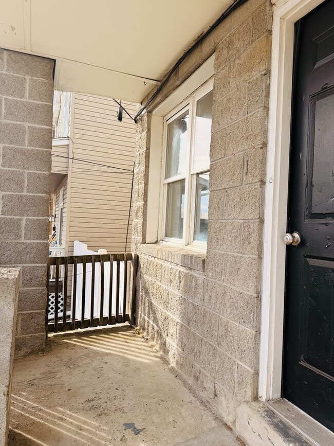 456 Augusta St in Pittsburgh, PA - Building Photo - Building Photo