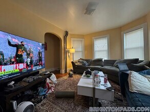 225 Parsons St in Boston, MA - Foto de edificio - Building Photo