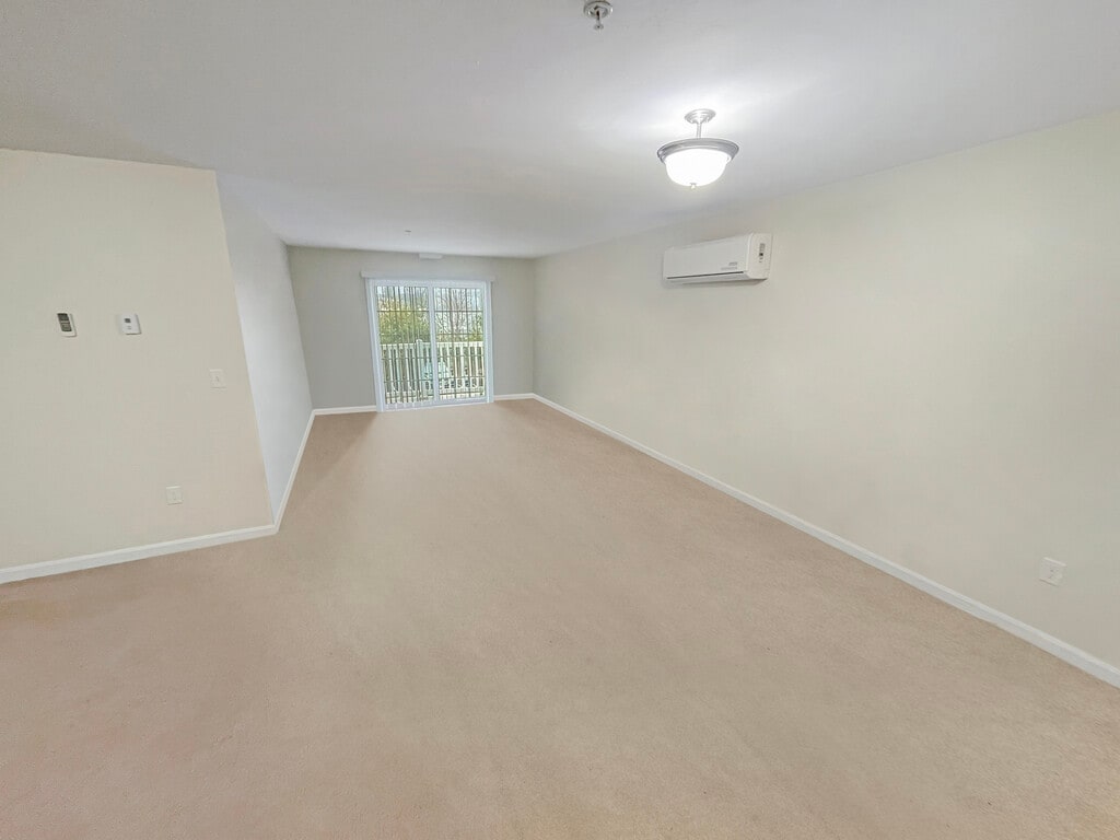 Allards Grove Apartments in Dracut, MA