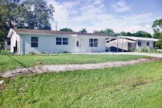3954 Coconut Cir N in Naples, FL - Building Photo
